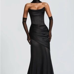 Sophisticated Strapless Black Evening Gown